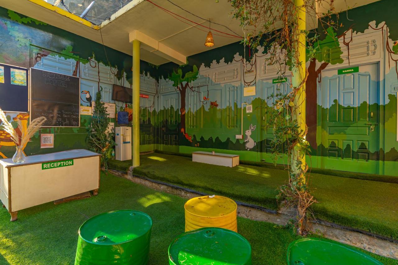 Jungle Hostel By Whoopers カソル エクステリア 写真