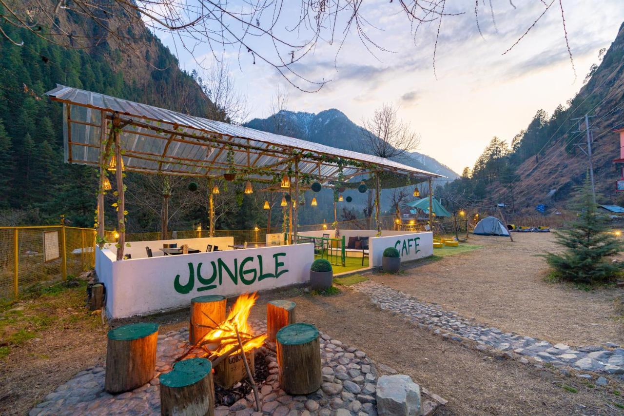 Jungle Hostel By Whoopers カソル エクステリア 写真
