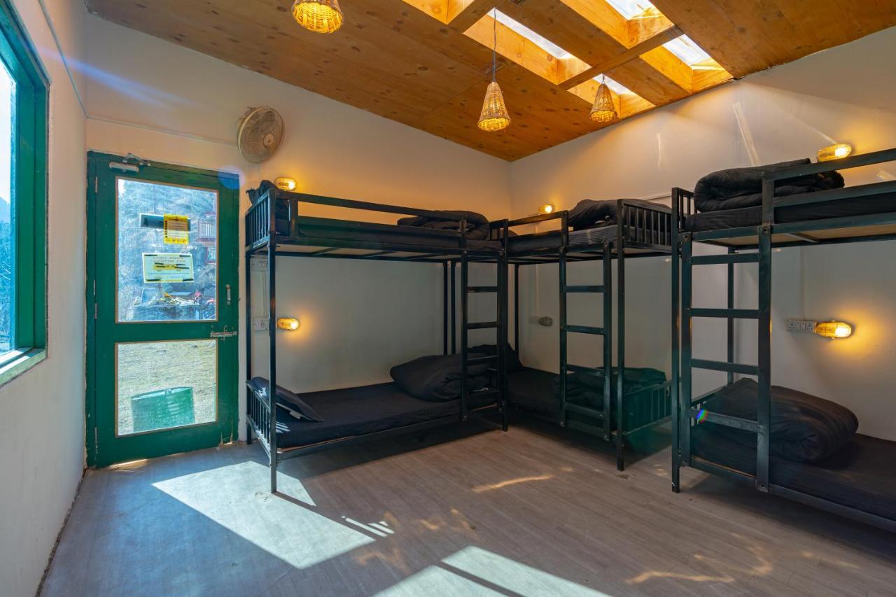 Jungle Hostel By Whoopers カソル エクステリア 写真